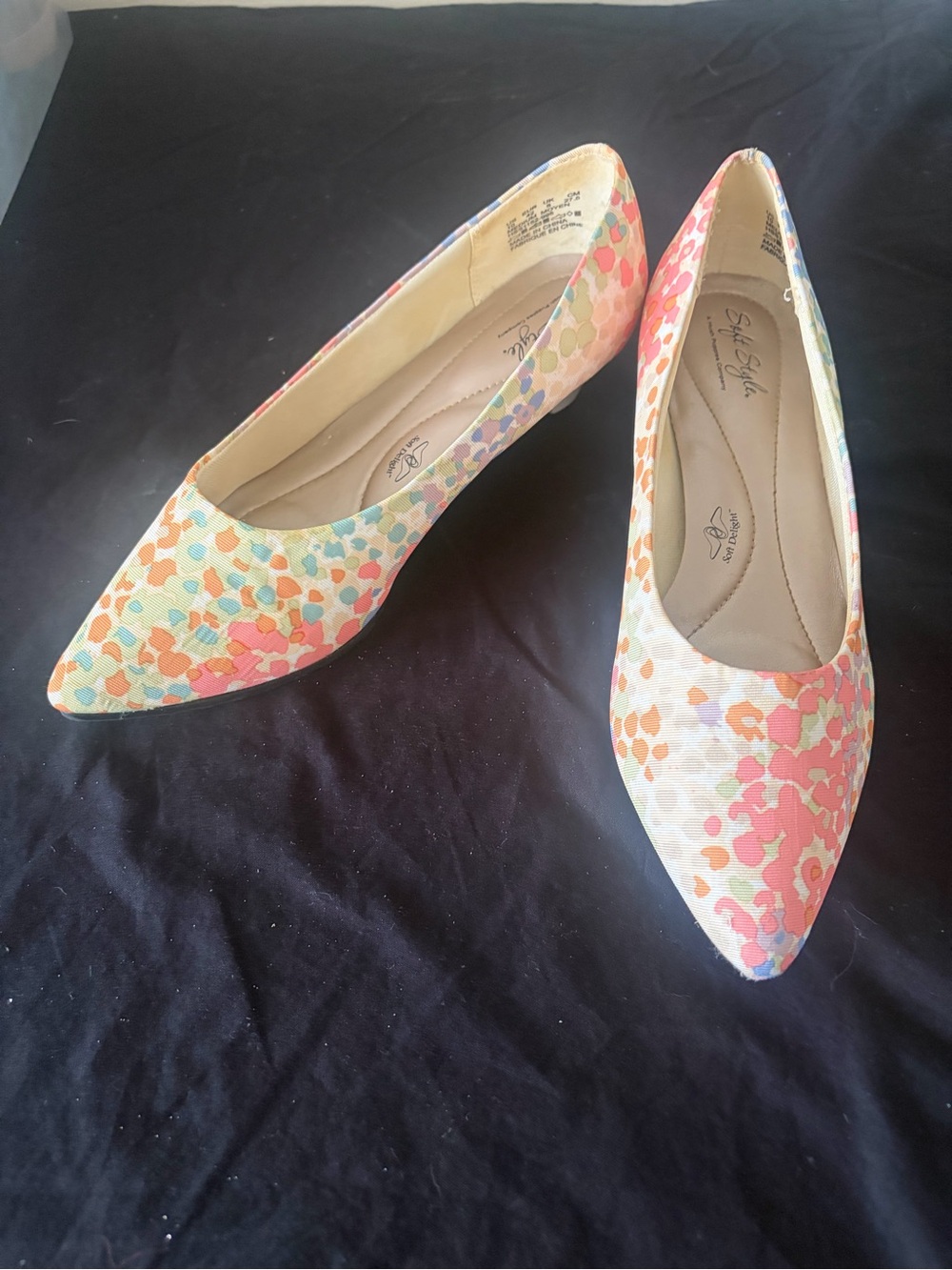 Soft Style by Hush Puppies Floral Pointed Toe Flats 10